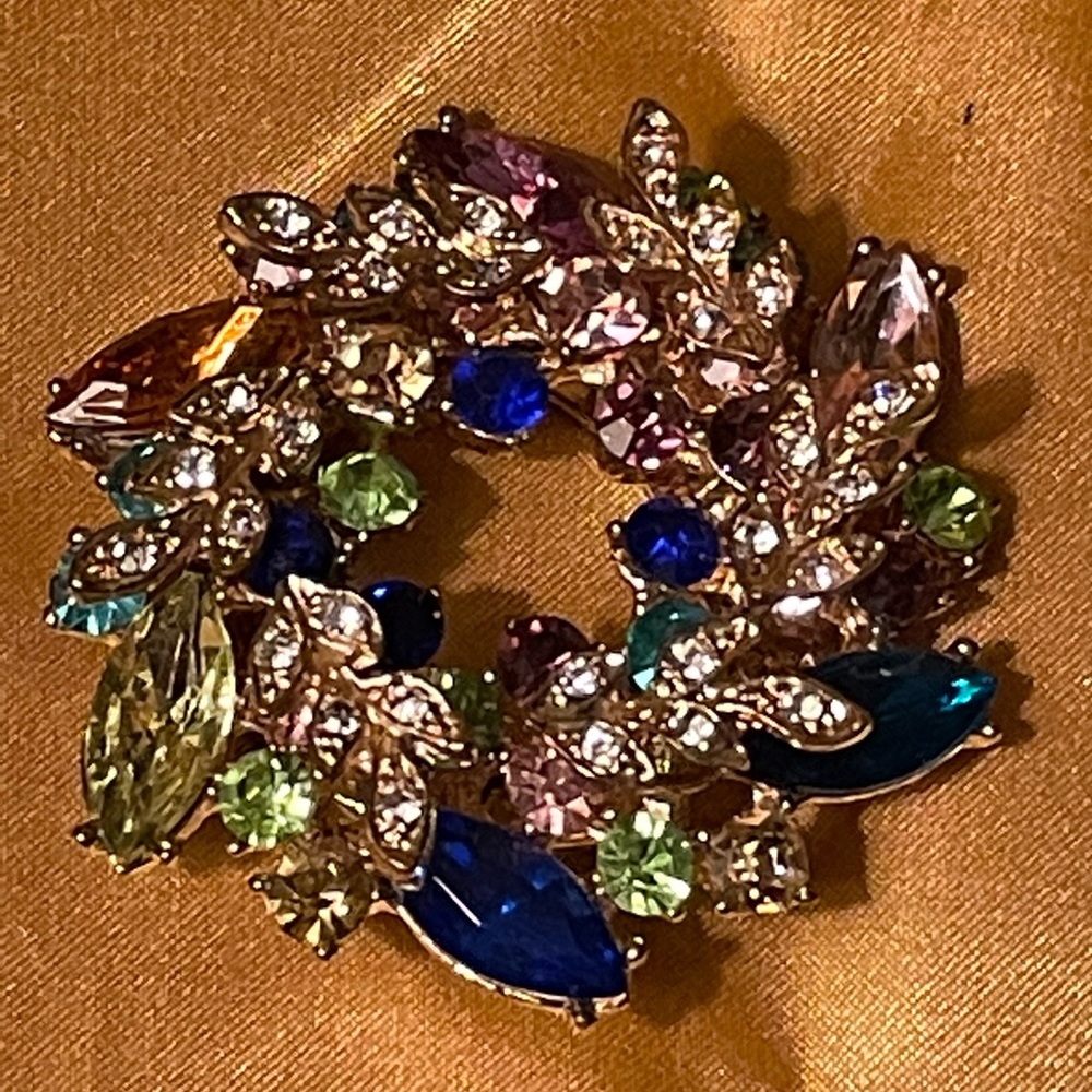 Scarf Clip gold colored w/colored rhinestones on bottom & clear rhinestone leaf